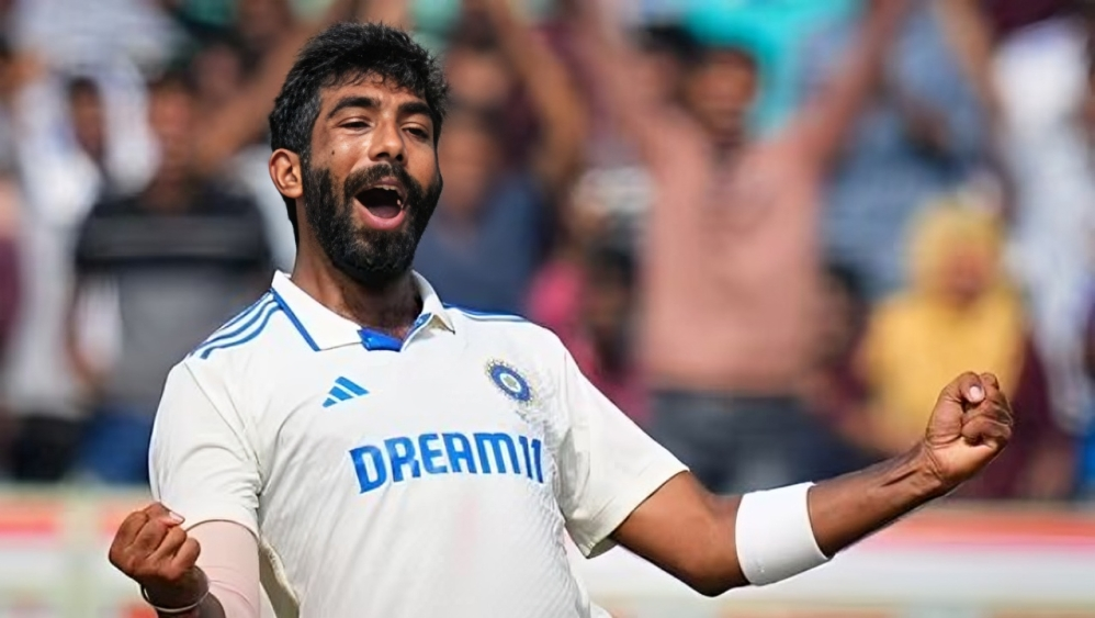 Jasprit Bumrah Acknowledges Importance of Yorker in Early Career: Responds to Waqar Younis