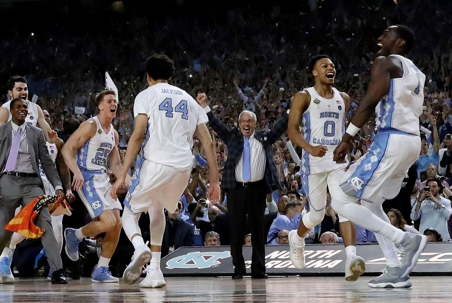 The men’s college basketball weekend’s top winners and losers include Gonzaga and North Carolina.