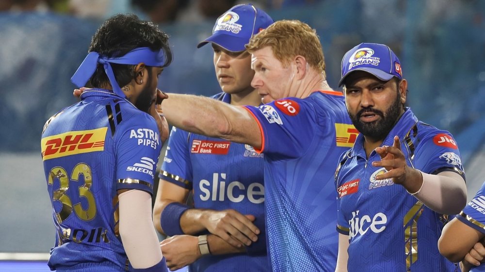 Hardik Pandya’s Perspective: Mumbai Indians Bowlers Perform Well Despite High Runs Against SRH