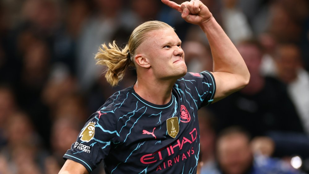 Double Puts Manchester City on the Verge of Premier League History by Erling Haaland